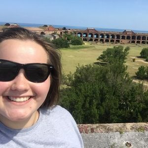 Meet your Posher, Olivia